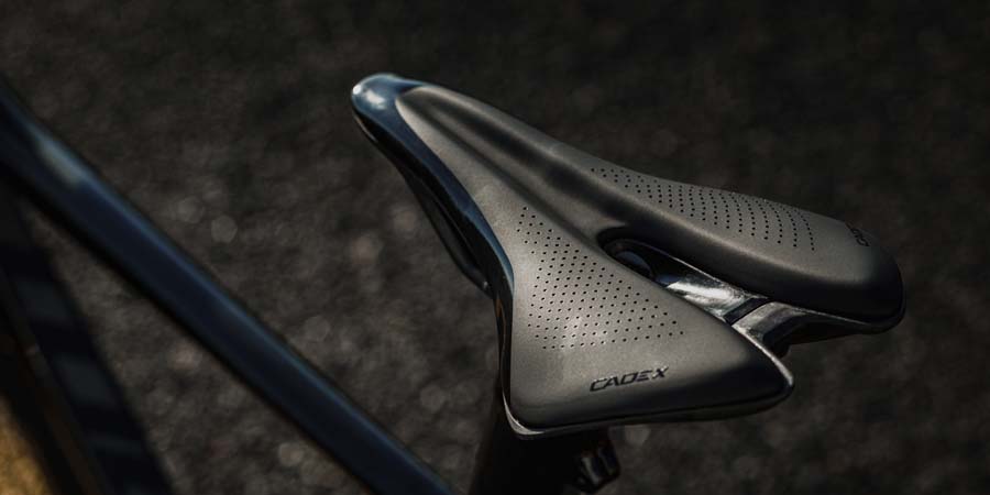 950X450_CADEX_Boost_Saddle_1646.jpg (27 KB)